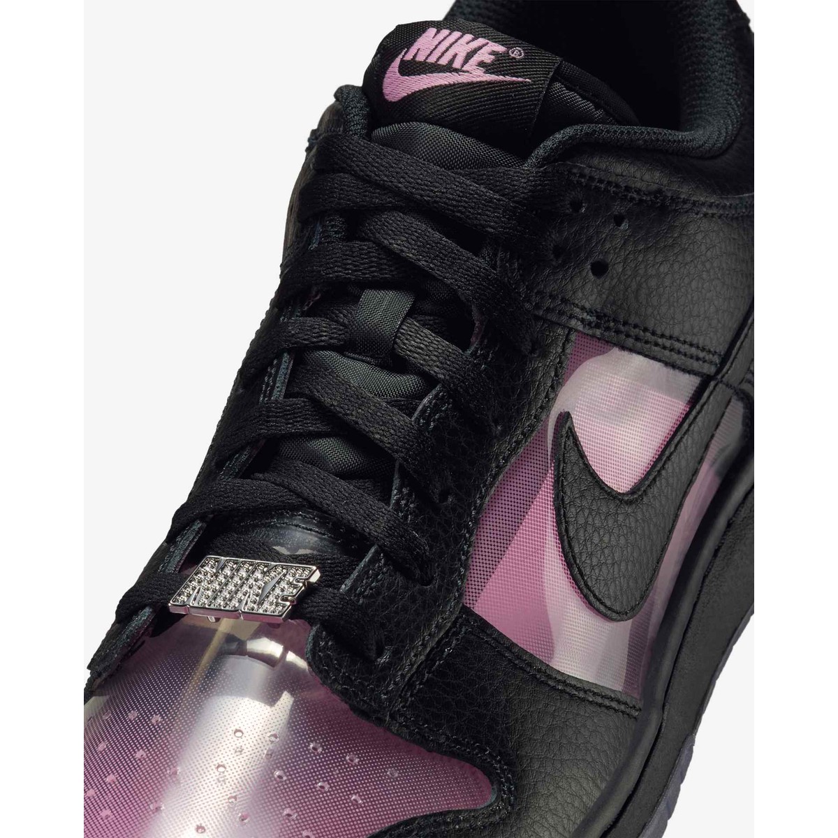 Nike Dunk Low Retro Premium 1