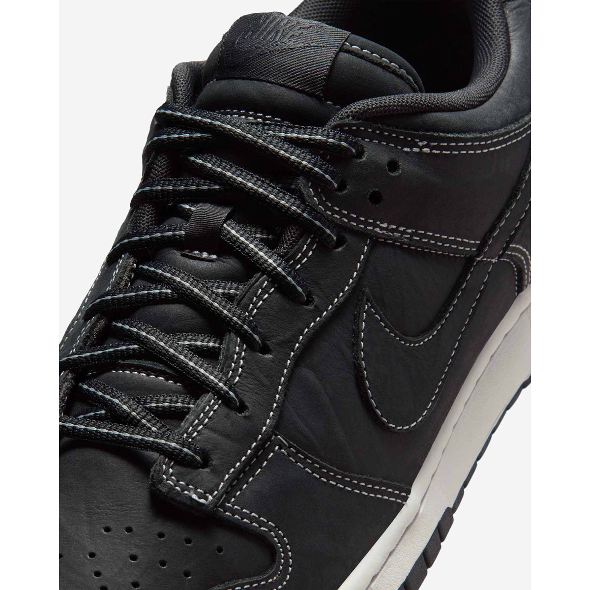 Nike Dunk Low 1
